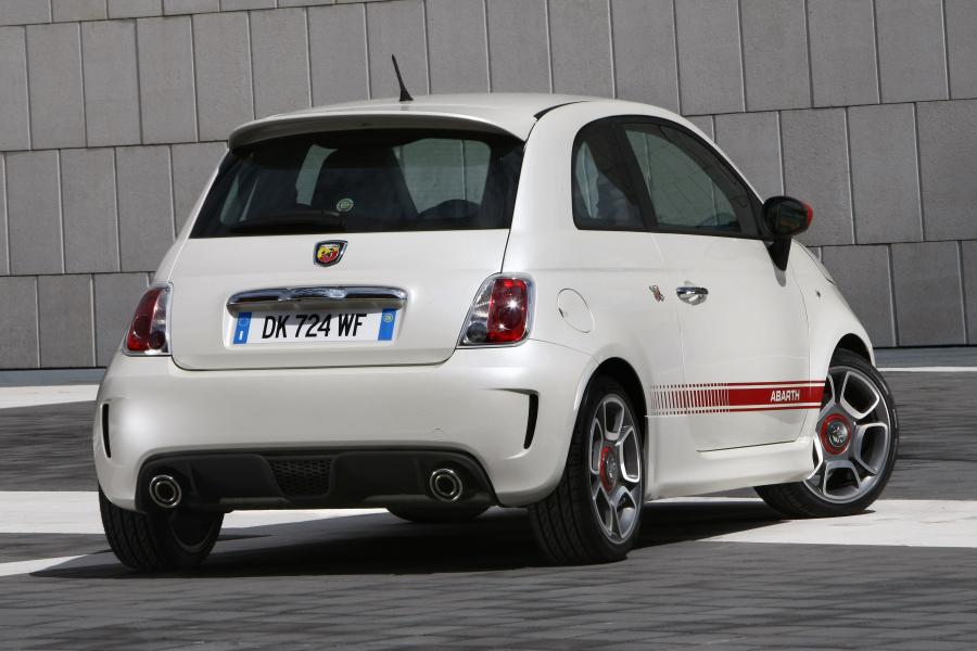  Fiat 500 Abarth 2008 года  (фото 15 из 73)